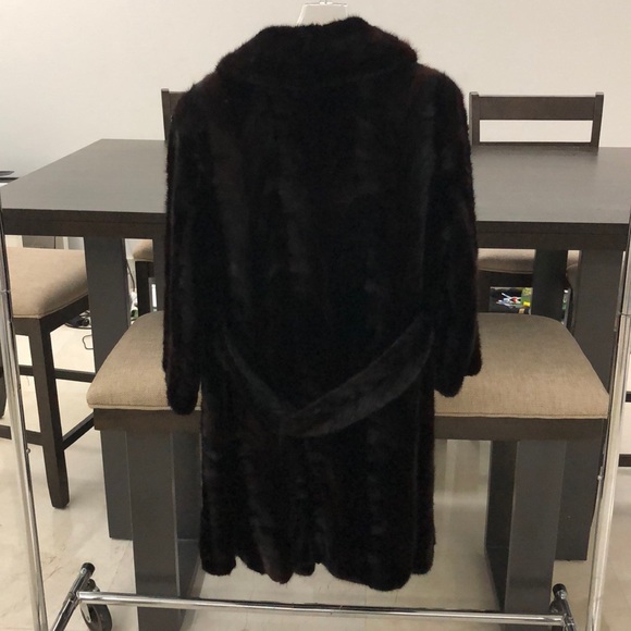 Mink coat red mink herring bone pattern - Picture 4 of 16